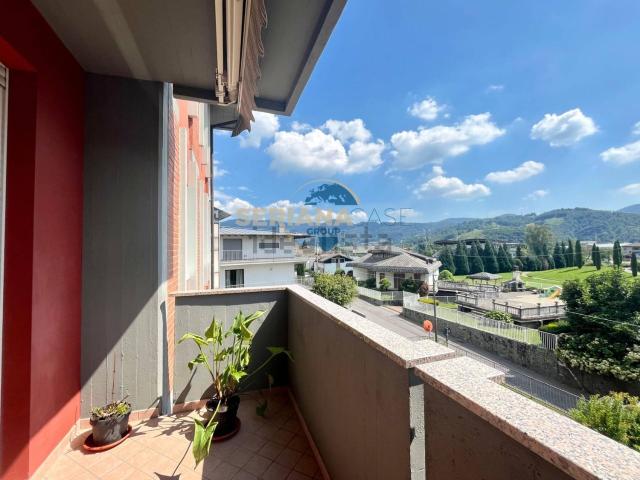 Appartamento in vendita a Casnigo, Lombardia