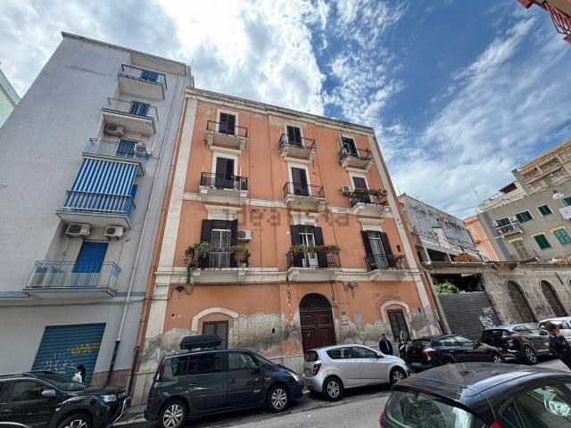 Appartamento in vendita a Taranto
