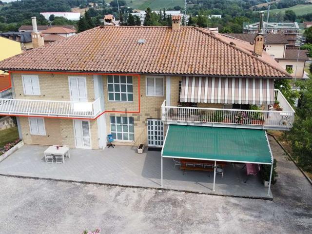 Appartamento in vendita a Marche, Macerata