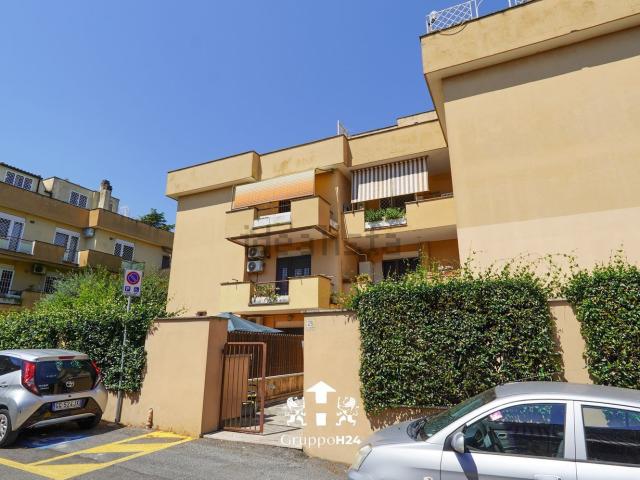 Appartamento in vendita a Roma Capitale, Lazio