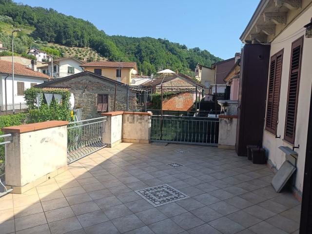 Appartamento in vendita a Unione di comuni Montana Lunigiana, Licciana Nardi