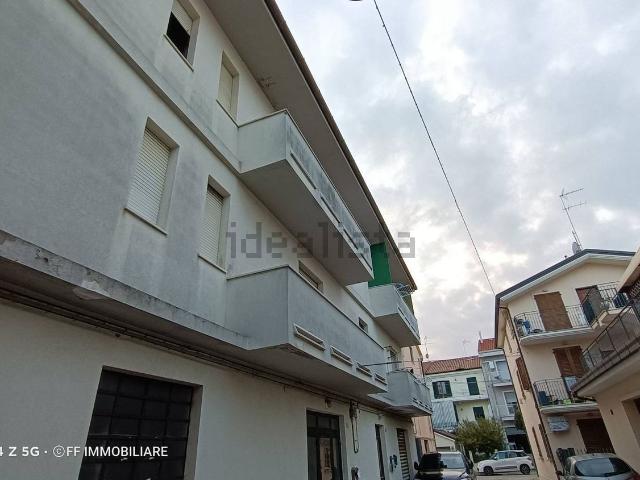 Appartamento in vendita a Faleriense, Marche