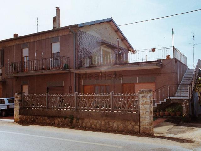 Appartamento in vendita a Nuova Latina, Latina