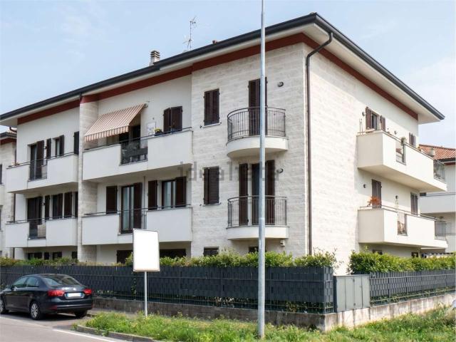 Appartamento in vendita a Novedrate, Como