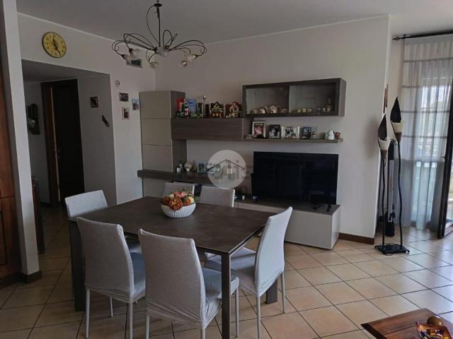 Appartamento in vendita a Quartiere Morona, Trezzano Sul Naviglio