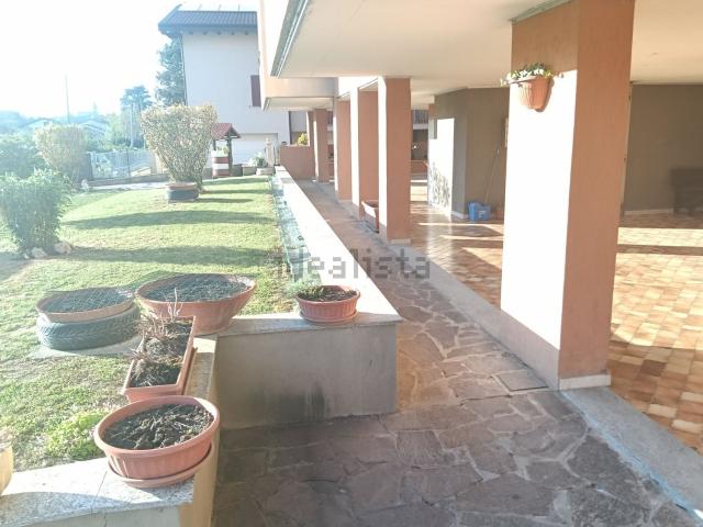 Appartamento in vendita a Casteggio, Lombardia