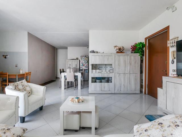 Appartamento in vendita a Melzo, Lombardia