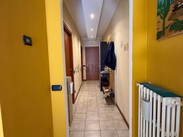 Appartamento in vendita a Castronno, Lombardia