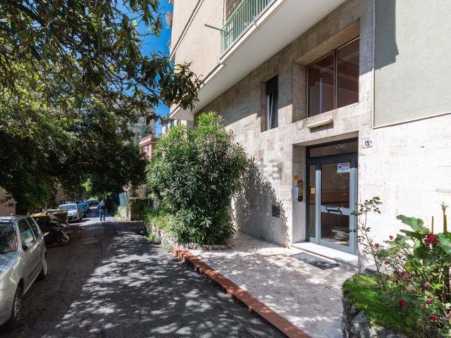 Appartamento in vendita a Levante, Serra Riccò