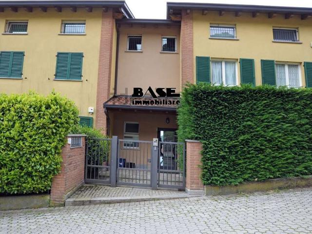 Appartamento in vendita a Garzola Inferiore, Como