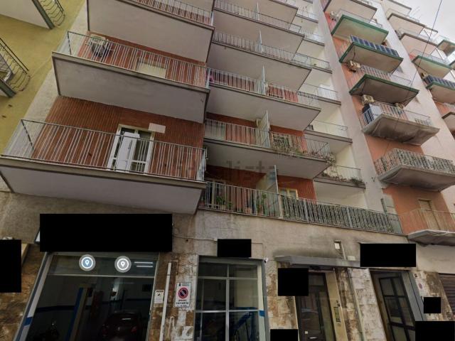 Appartamento in vendita a Taranto
