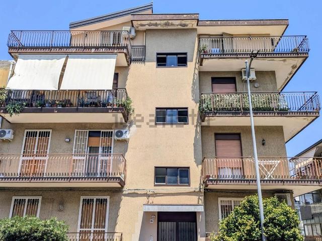 Appartamento in vendita a Aci Catena, Sicilia