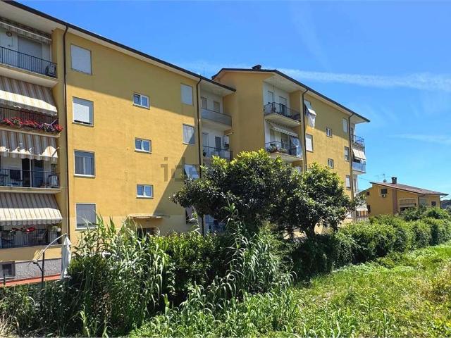 Appartamento in vendita a Rinchiostra, Marina Di Massa