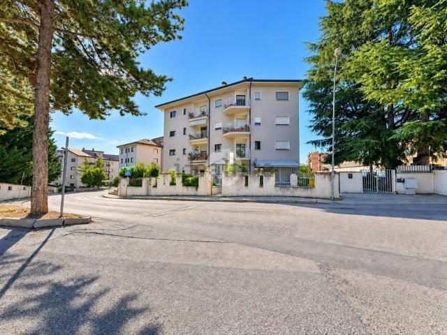 Appartamento in vendita a Contrada Cappelli, L'Aquila