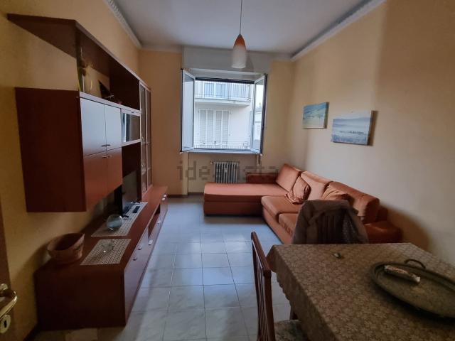 Appartamento in vendita a Voghera, Lombardia