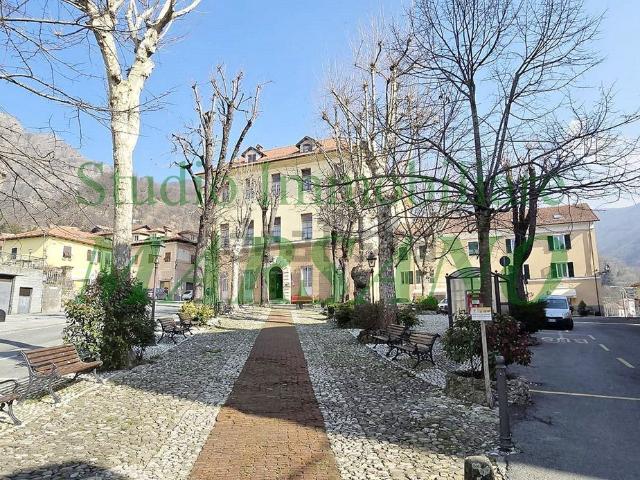 Appartamento in vendita a Savignone, Liguria