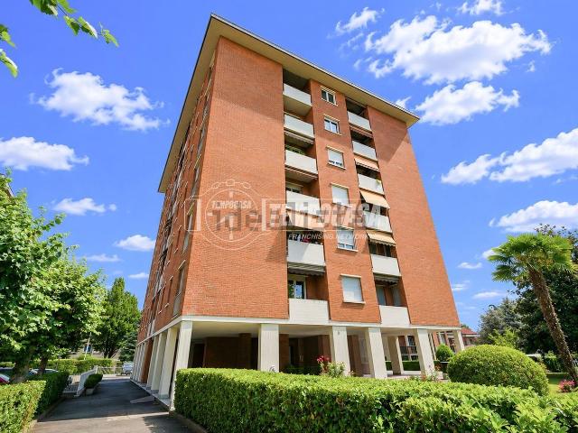 Appartamento in vendita a Leumann, Piemonte