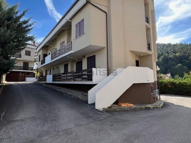 Appartamento in vendita a Ovindoli, L'Aquila