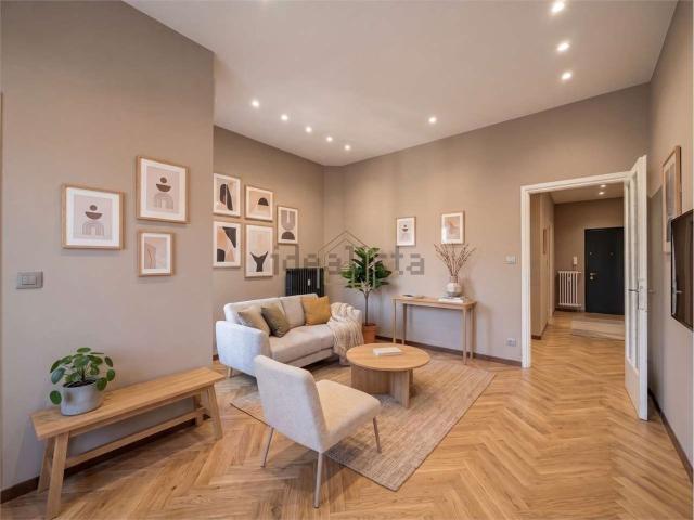 Appartamento in vendita a Desenzano Del Garda, Lombardia