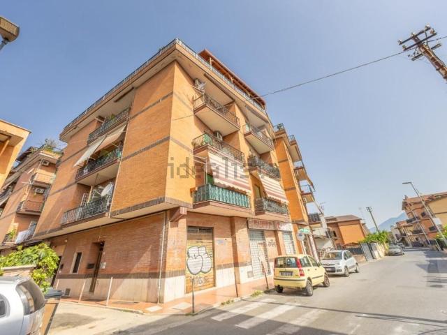 Appartamento in vendita a Guidonia Montecelio, Roma Capitale
