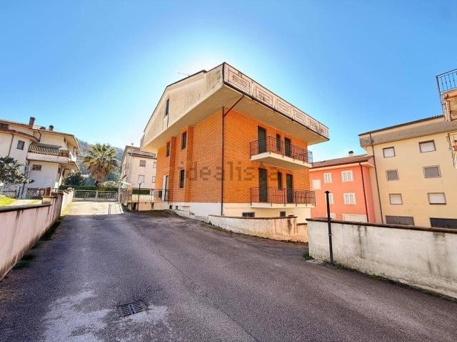 Attico in vendita a Borgo Velino, Lazio