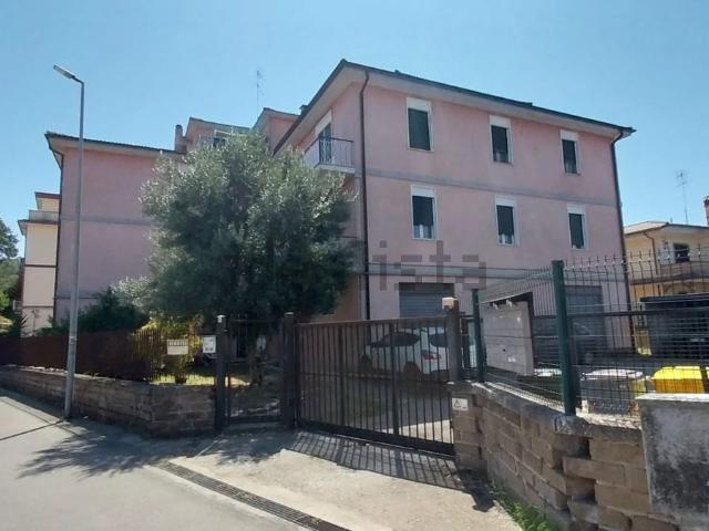 Appartamento in vendita a Oriolo Romano, Lazio