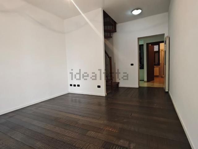 Appartamento in vendita a Brenna, Como