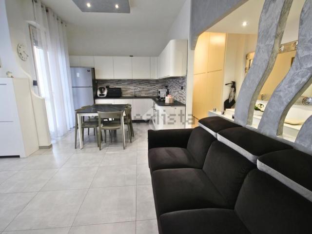 Appartamento in vendita a Cornaredo, Lombardia