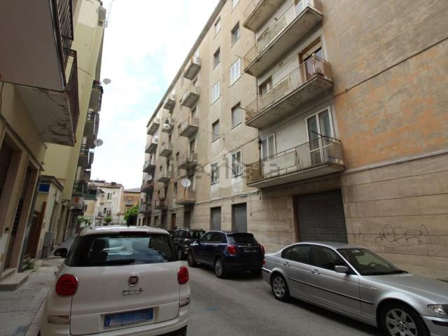 Appartamento in vendita a Campobasso, Molise