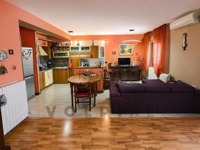 Appartamento in vendita a Bastia Umbra, Umbria
