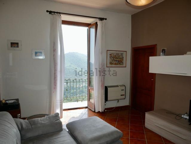Appartamento in vendita a Vezzi Portio, Liguria