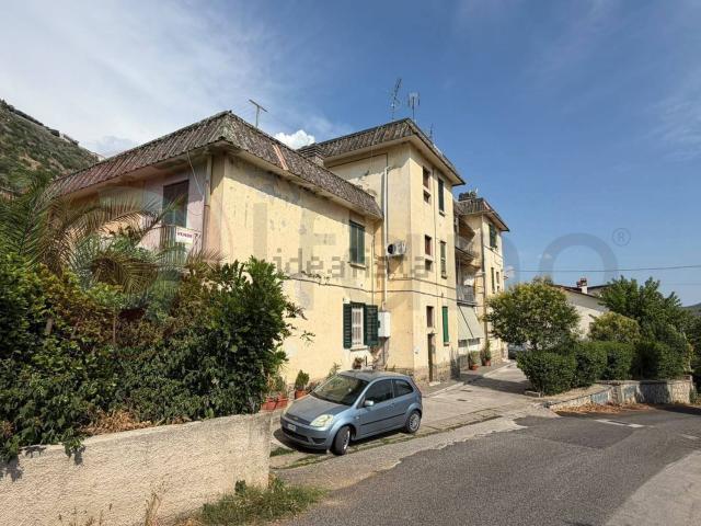 Appartamento in vendita a Arce, Lazio