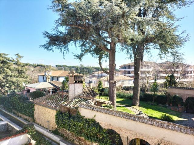 Appartamento in vendita a Sutri, Lazio