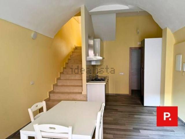 Appartamento in vendita a Riardo, Campania