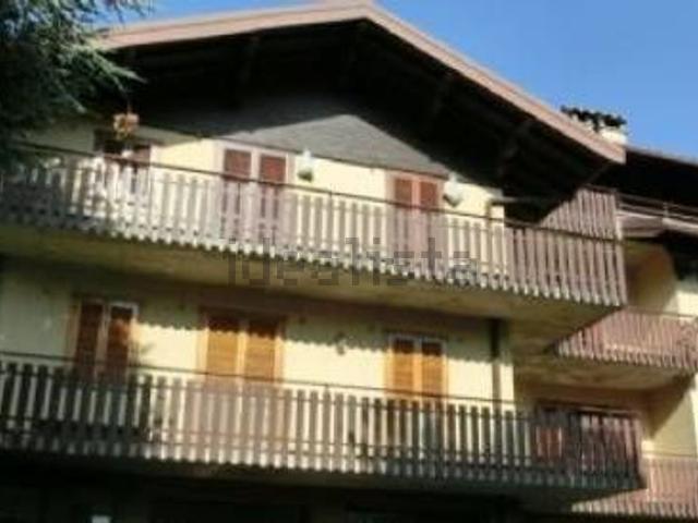 Appartamento in vendita a Comunità Montana della Valle Brembana, Serina