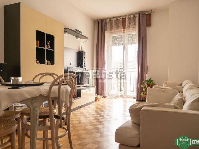 Appartamento in vendita a Albiate, Lombardia