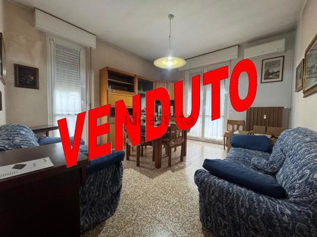 Appartamento in vendita a Bariana, Garbagnate Milanese