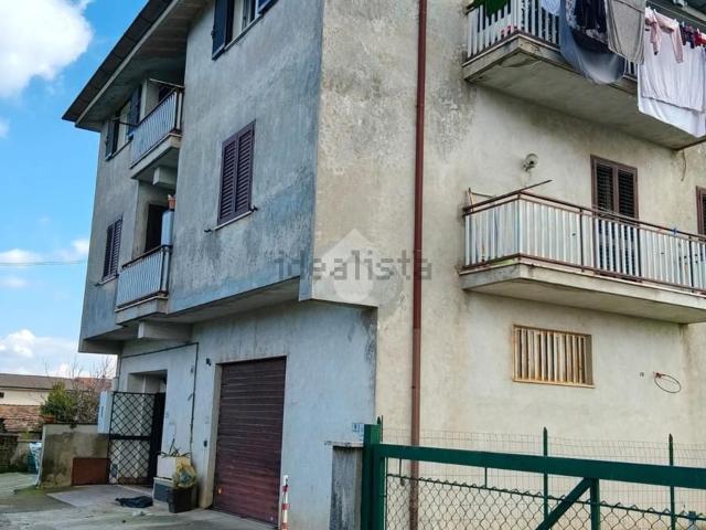 Appartamento in vendita a Valle Mazzone, Roma Capitale
