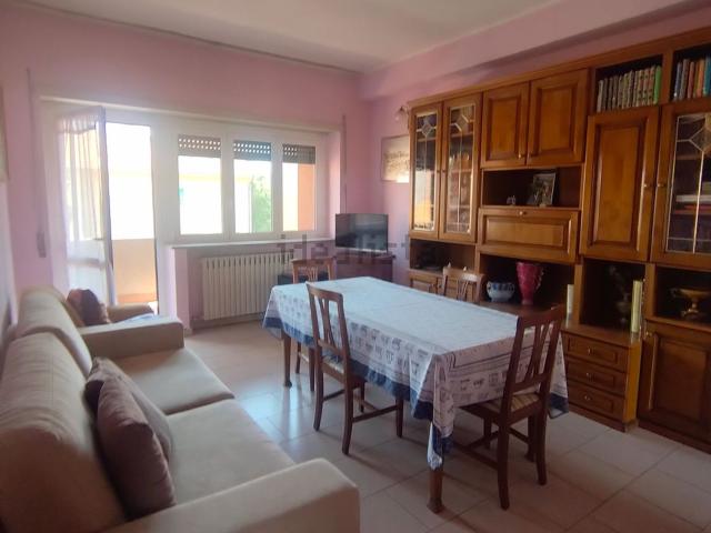 Appartamento in vendita a Corsico, Lombardia
