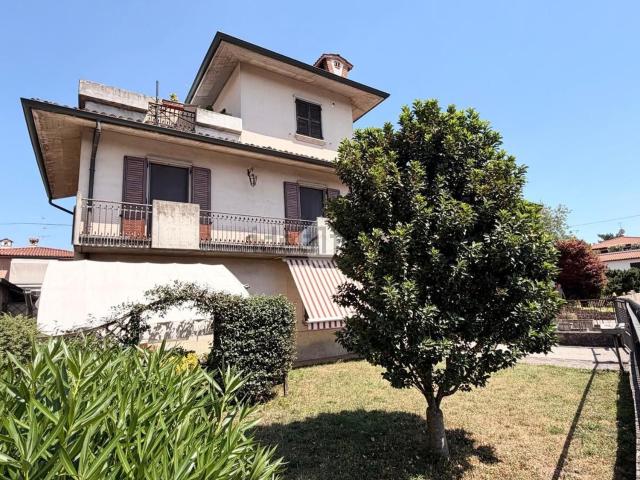 Appartamento in vendita a Caravaggio, Bergamo