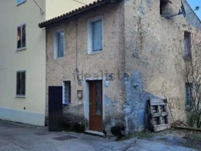 Appartamento in vendita a Velo D'astico, Veneto
