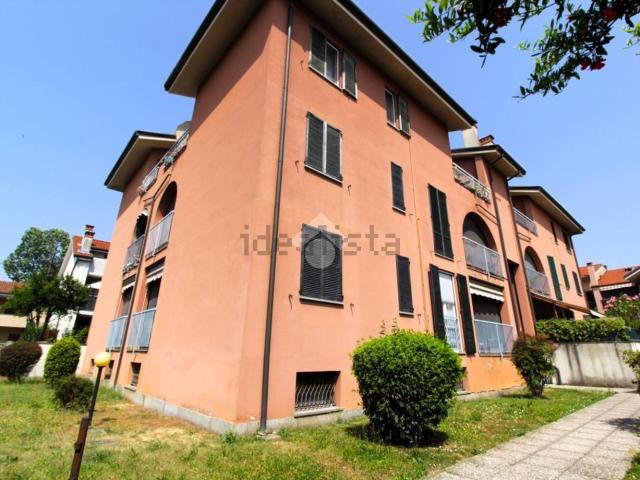 Appartamento in vendita a Sedriano, Lombardia