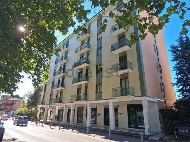 Appartamento in vendita a Cernusco Sul Naviglio, Lombardia