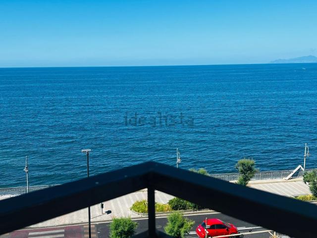 Appartamento in vendita a Santa Maria La Bruna, Torre Del Greco