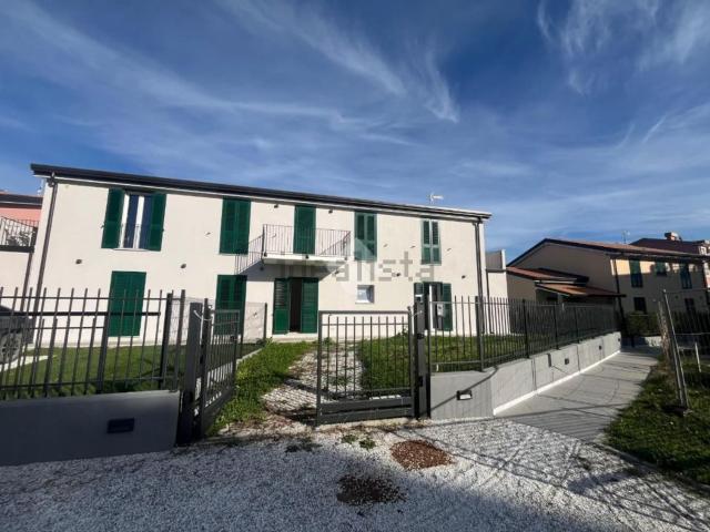 Appartamento in vendita a Ameglia, Liguria