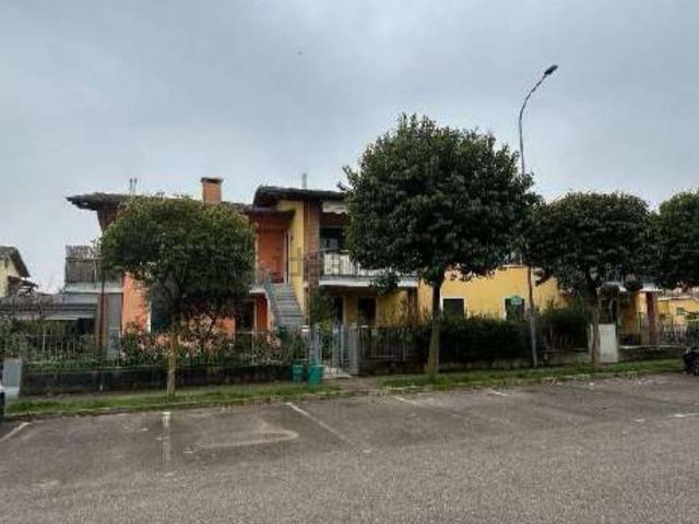 Appartamento in vendita a Cavalcaselle, Castelnuovo del Garda