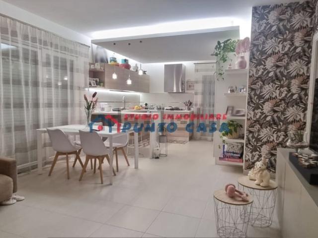 Appartamento in vendita a Trentapiedi, Erice