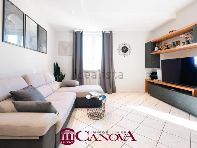 Appartamento in vendita a Cantù, Lombardia