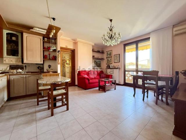 Appartamento in vendita a Palazzo Pignano, Lombardia