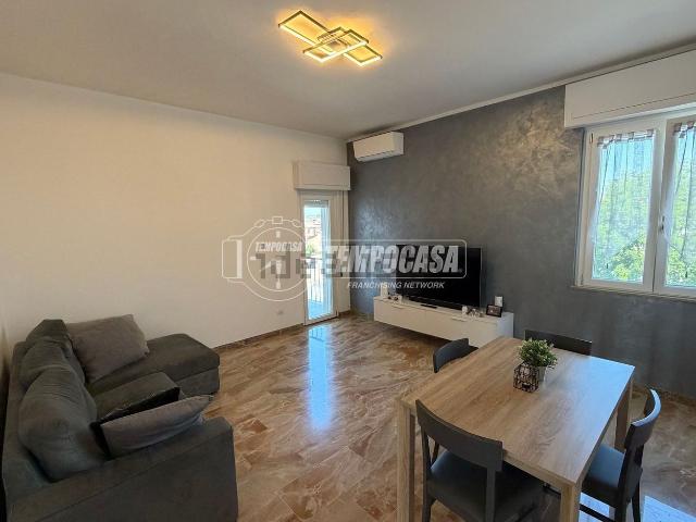 Appartamento in vendita a Castel San Giovanni, Reggio Emilia